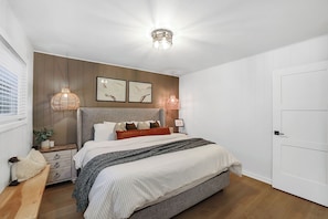 2 habitaciones, tabla de planchar con plancha y wifi gratis