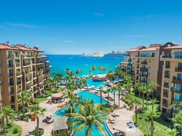 Udendørs pool, opvarmet pool