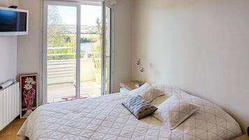 2 chambres, lit parapluie, Wi-Fi gratuit