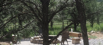 Luxury ranch home/cabin mountain retreat  Carson Natl Forrest