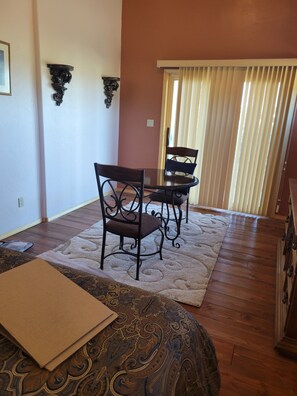 Interior - Luxury ranch home/cabin mountain retreat  Carson Natl Forrest (Cebolla)