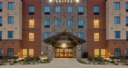 Indoor Pool & Gym. Free Breakfast Buffet Included!