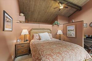 1 bedroom, desk, WiFi, bed sheets