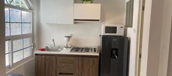 Nice apartment Minisplit Wifi high speed. Complete kitchen