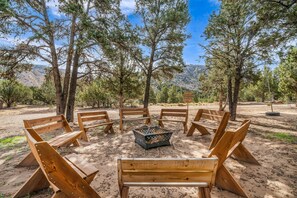 المنطقة المحيطة بالمنشأة