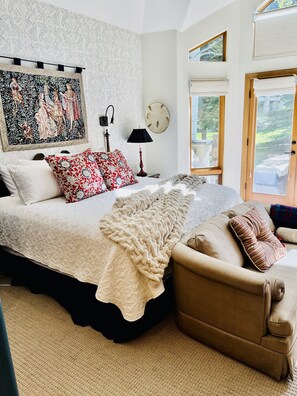 5 camere, una scrivania, ferro/asse da stiro, Wi-Fi