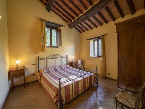 5 quartos, berço de viagem, Wi-Fi de cortesia