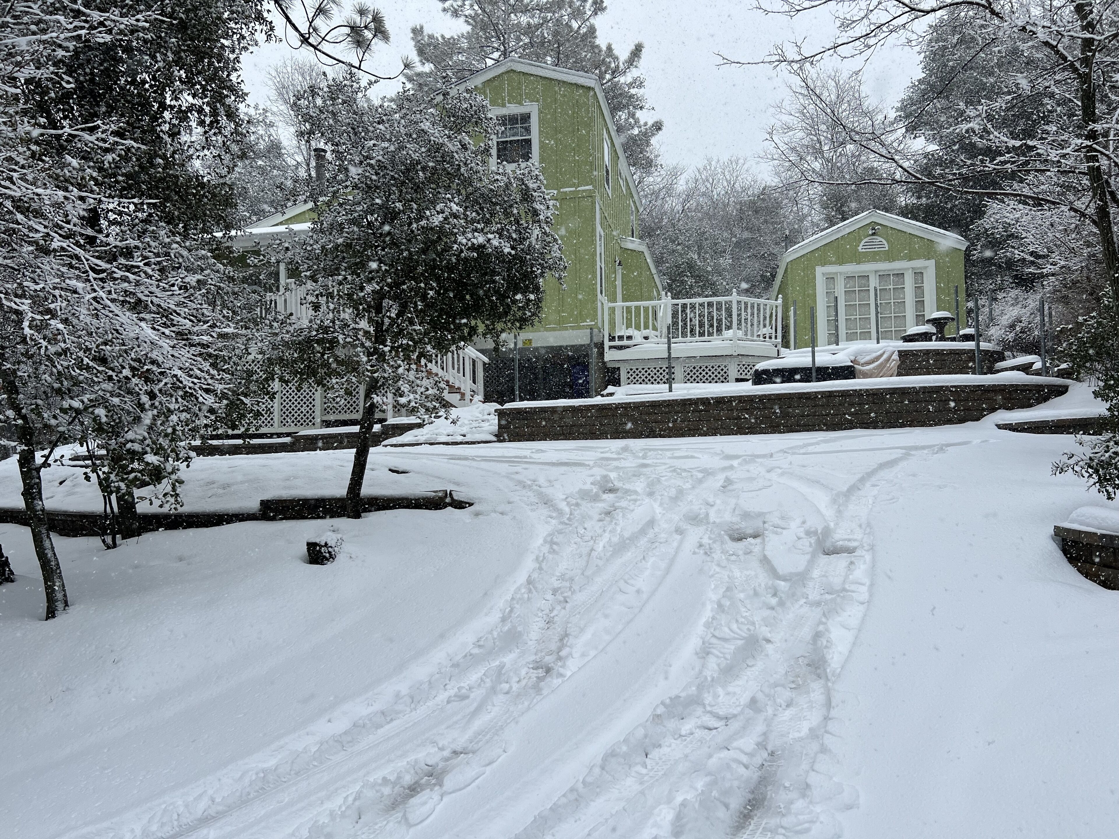 Two minute drive to downtown Julian