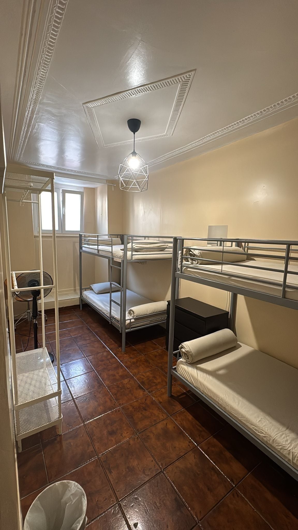 Quarto quádruplo conforto | Wi-Fi de cortesia, roupa de cama