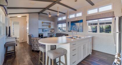 Brand new 3 bedroom cottage at Sherkston Shores beach resort!