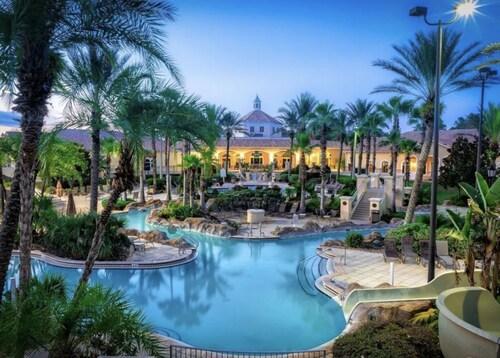 Fabulous Resort Townhome Getaway near Disney