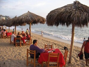 Outdoor dining - Nautilus club, lux apartment Sunny Beach Bulgaria (Sunny Beach)