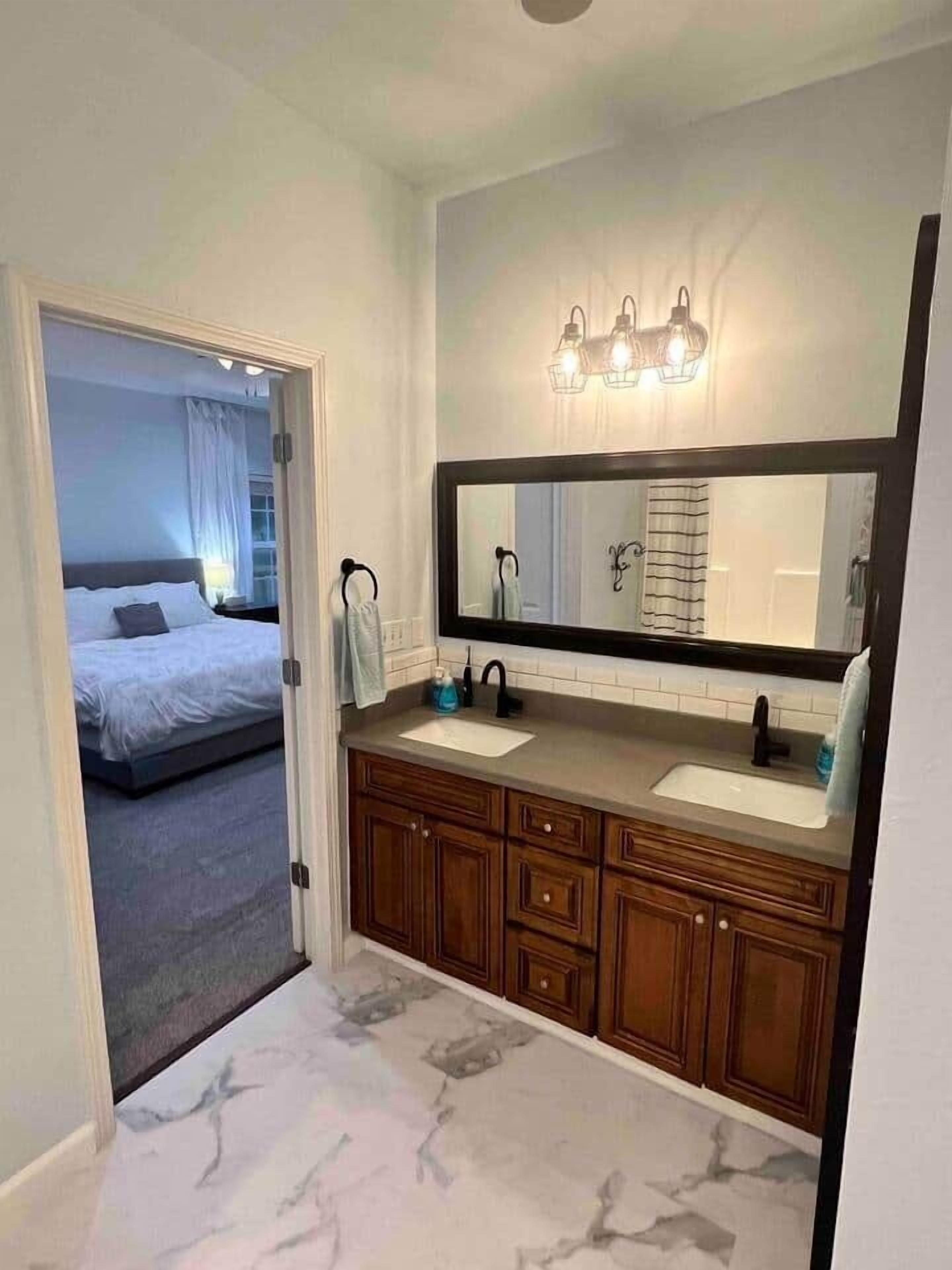 Combined shower/tub, hair dryer