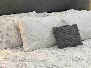 4 dormitorios, tabla de planchar con plancha, wifi y ropa de cama