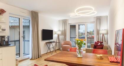 Appartement "zum GenieĂen" avec vue sur les montagnes, balcons privĂ©s et Wi-Fi.