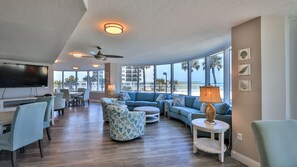 Ping pong - Best of Both Worlds - Ocean and Sunset Views (Daytona Beach Shores)