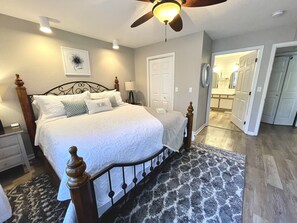 2 bedrooms, travel crib, free WiFi, bed sheets