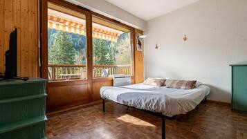 1 chambre, fer et planche à repasser, Wi-Fi