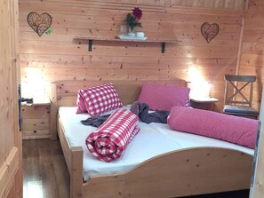 4 bedrooms, Internet - Detached chalet with sauna with fantastic mountain panorama (Piesendorf)