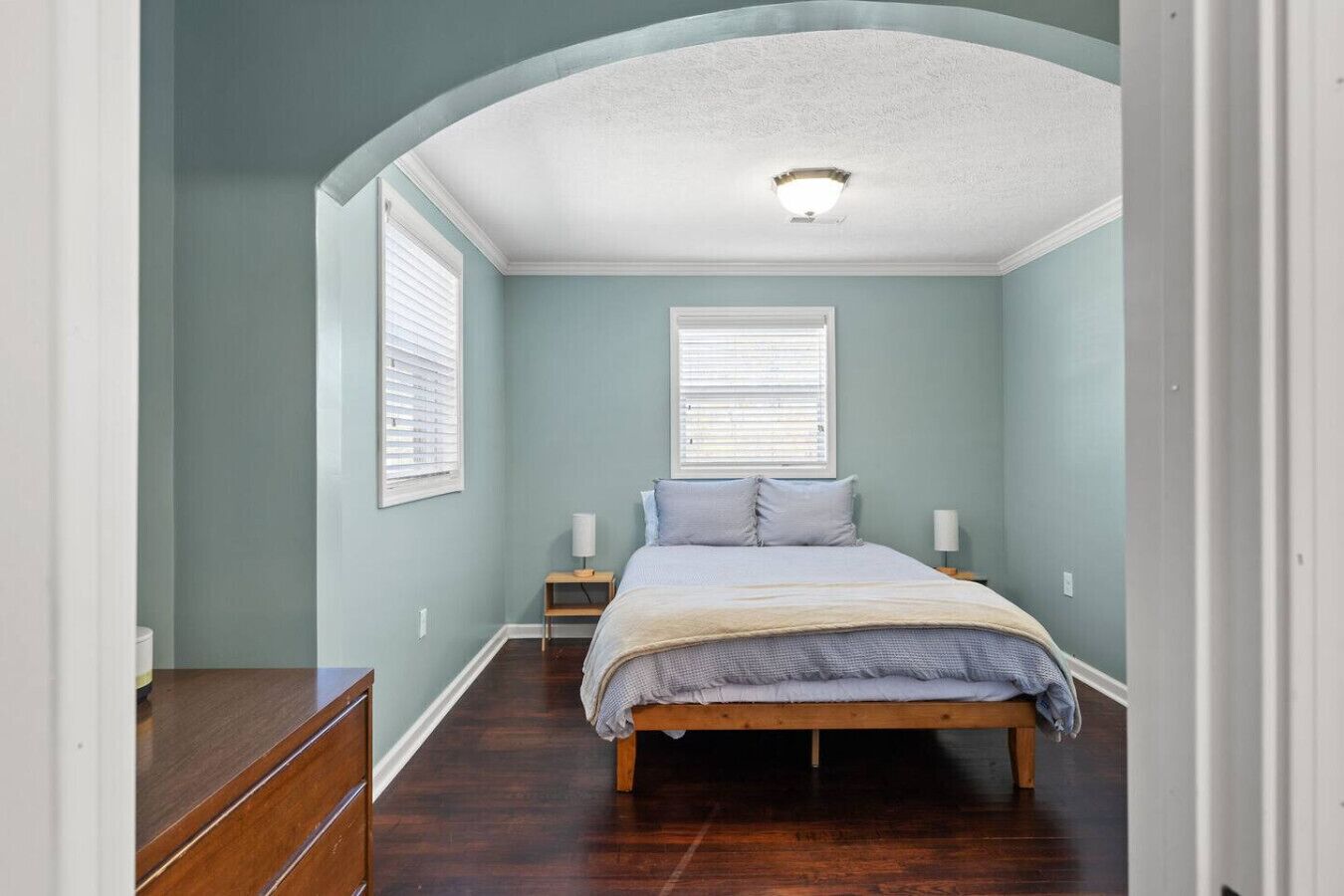 2 dormitorios, escritorio, wifi y ropa de cama