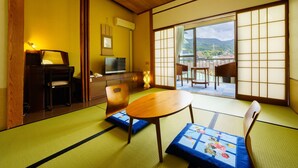 Kamar, Bebas Asap Rokok, pemandangan sungai (Japanese Style, 6 tatami,Hakataza)