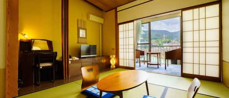 Quarto, para não fumantes, vista para o rio (Japanese Style, 6 tatami,Hakataza) | Wi-Fi de cortesia