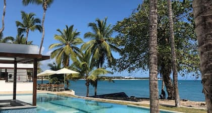 Outstanding 1 Bedroom Apartment Pool View B