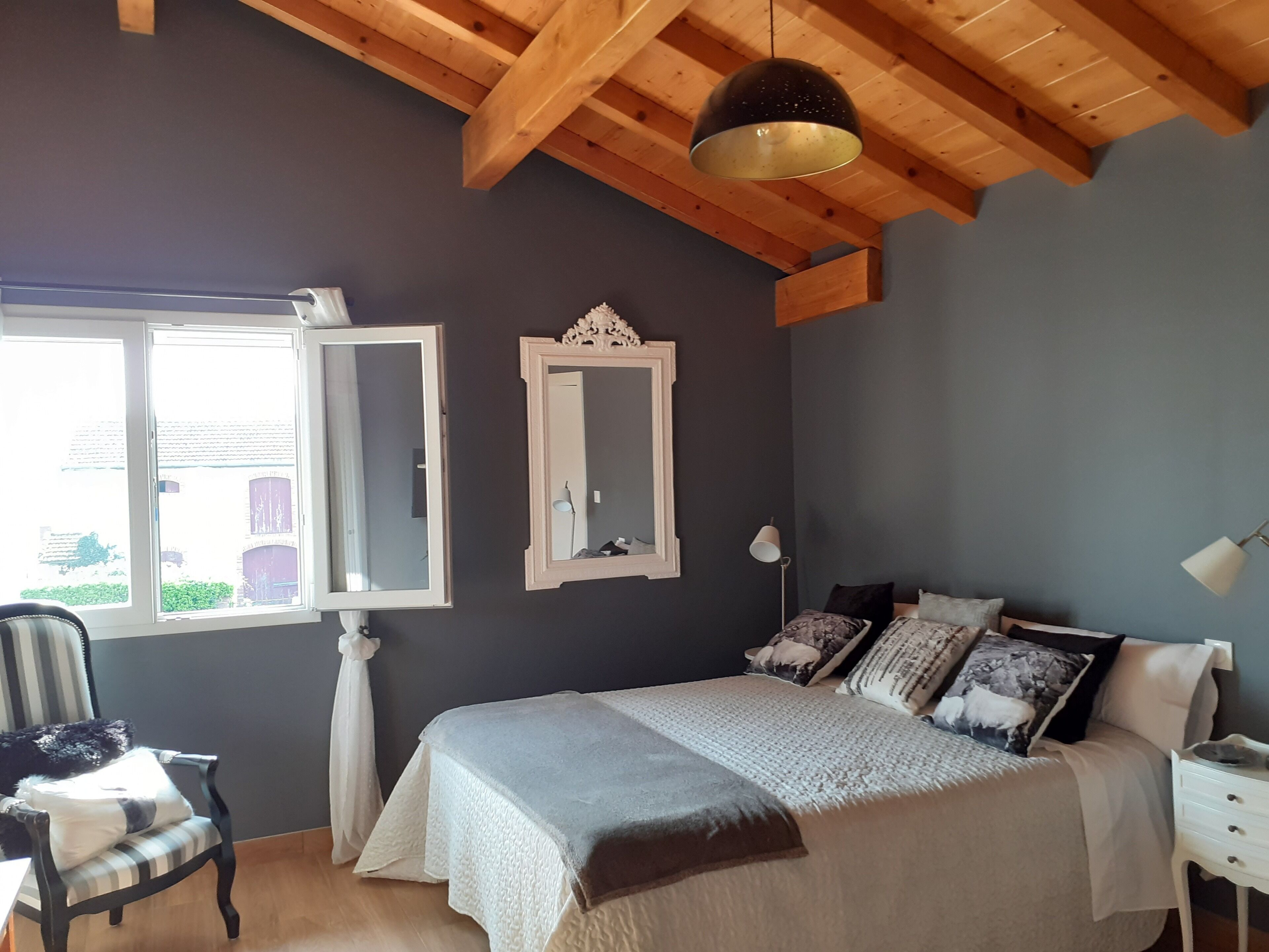 6 habitaciones y wifi 