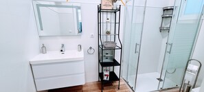Standard Apartment | Bathroom - Casa Vivaldi VV by Henrypole  (Las Palmas de Gran Canaria)