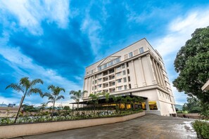 Front of property - Mastiff Grand The Sia Palace Suites & Banquets, Khopoli (Nr. Imagica) (Khalapur)