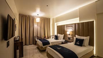 Deluxe Twin Room | Premium bedding, minibar, in-room safe, desk