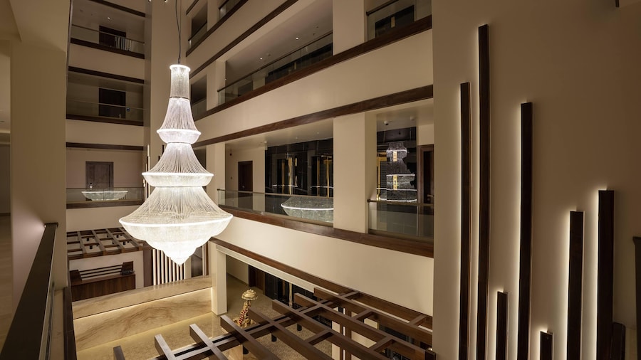 Mastiff Grand The Sia Palace Suites & Banquets, Khopoli (Nr. Imagica)