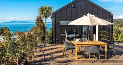 Whare iti | You've Got It Maid