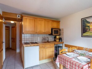 Kühlschrank, Mikrowelle, Ofen, Toaster