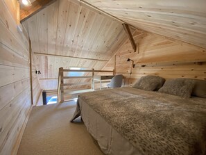 2 Schlafzimmer, Reisekinderbett, WLAN