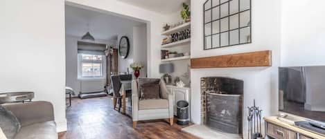 Téléviseur, foyer, bureau