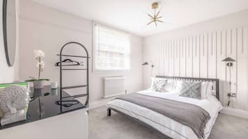 1 quarto, ferros/tábuas de passar roupa, Wi-Fi, roupa de cama
