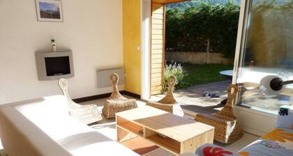 A bright and spacious gîte with a garden