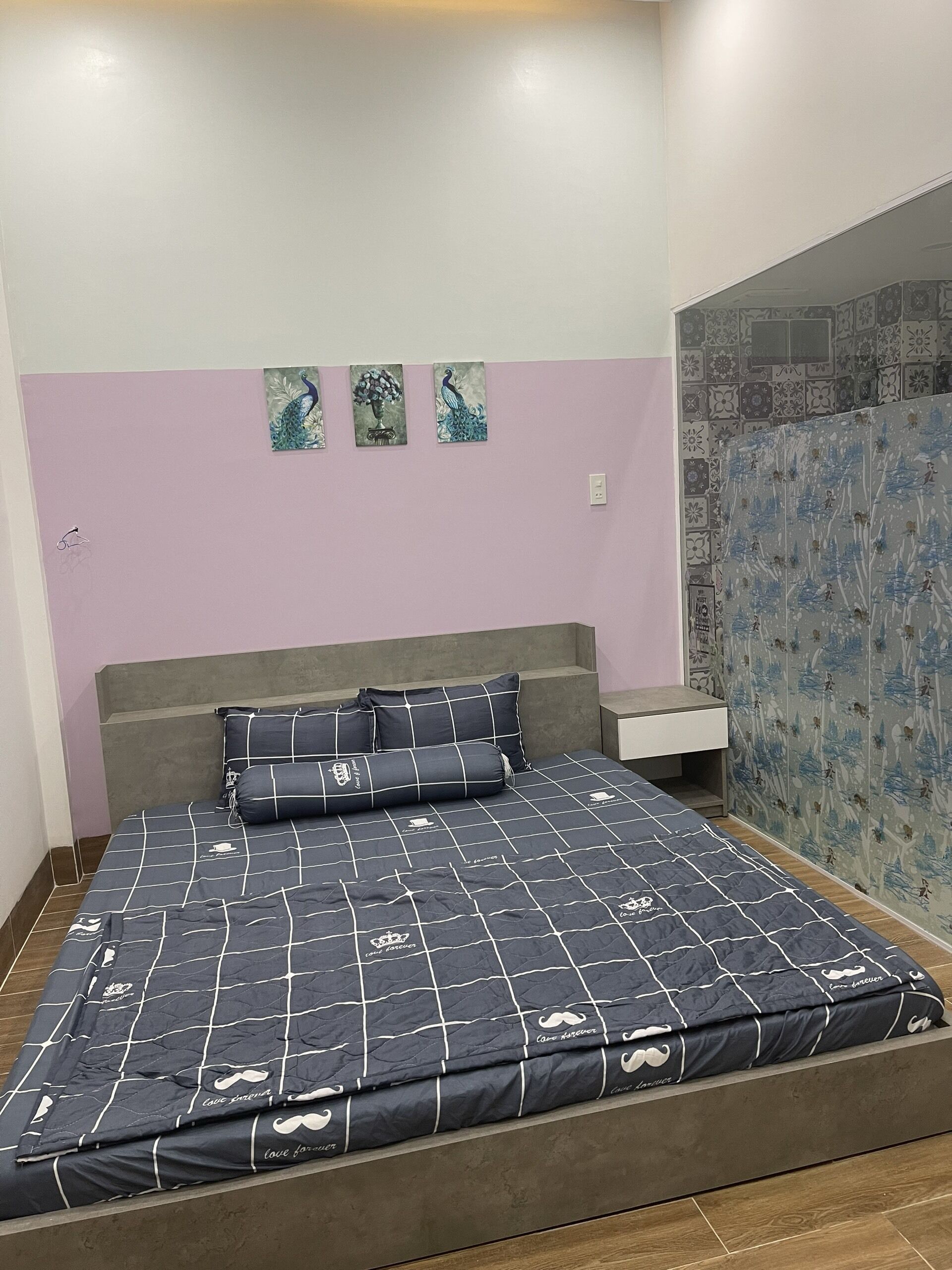 4 bedrooms, in-room safe, desk, free WiFi