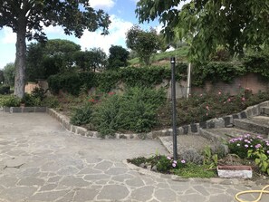 Property grounds - Tranquility, relaxation? This is the right place. We'll be waiting for you!!! (Viterbo)