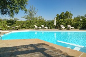 Utomhuspool