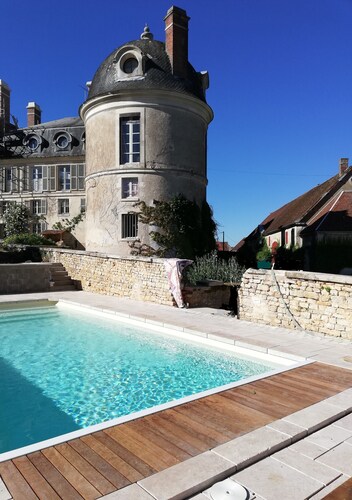 Magnifique Château 15 Pers Piscine Chauffée, Terrain de Tennis