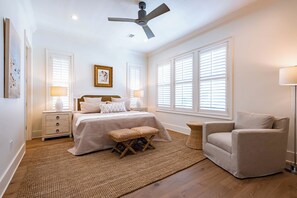 5 habitaciones, tabla de planchar con plancha y wifi gratis 