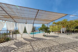 Family Apartment, Multiple Bedrooms (Pool And Garden Apartment Happy Sound) | Terrace/patio