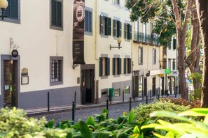 Exterior - The Wine Lodges by An Island Apart (Funchal)