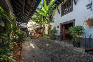 City Apartment, 1 Queen Bed with Sofa bed | Property grounds - The Wine Lodges by An Island Apart (Funchal)