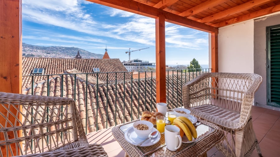 The Wine Lodges by An Island Apart