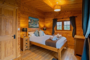 3 dormitorios, tabla de planchar con plancha, wifi gratis y ropa de cama