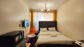 1 chambre, Wi-Fi gratuit, draps fournis