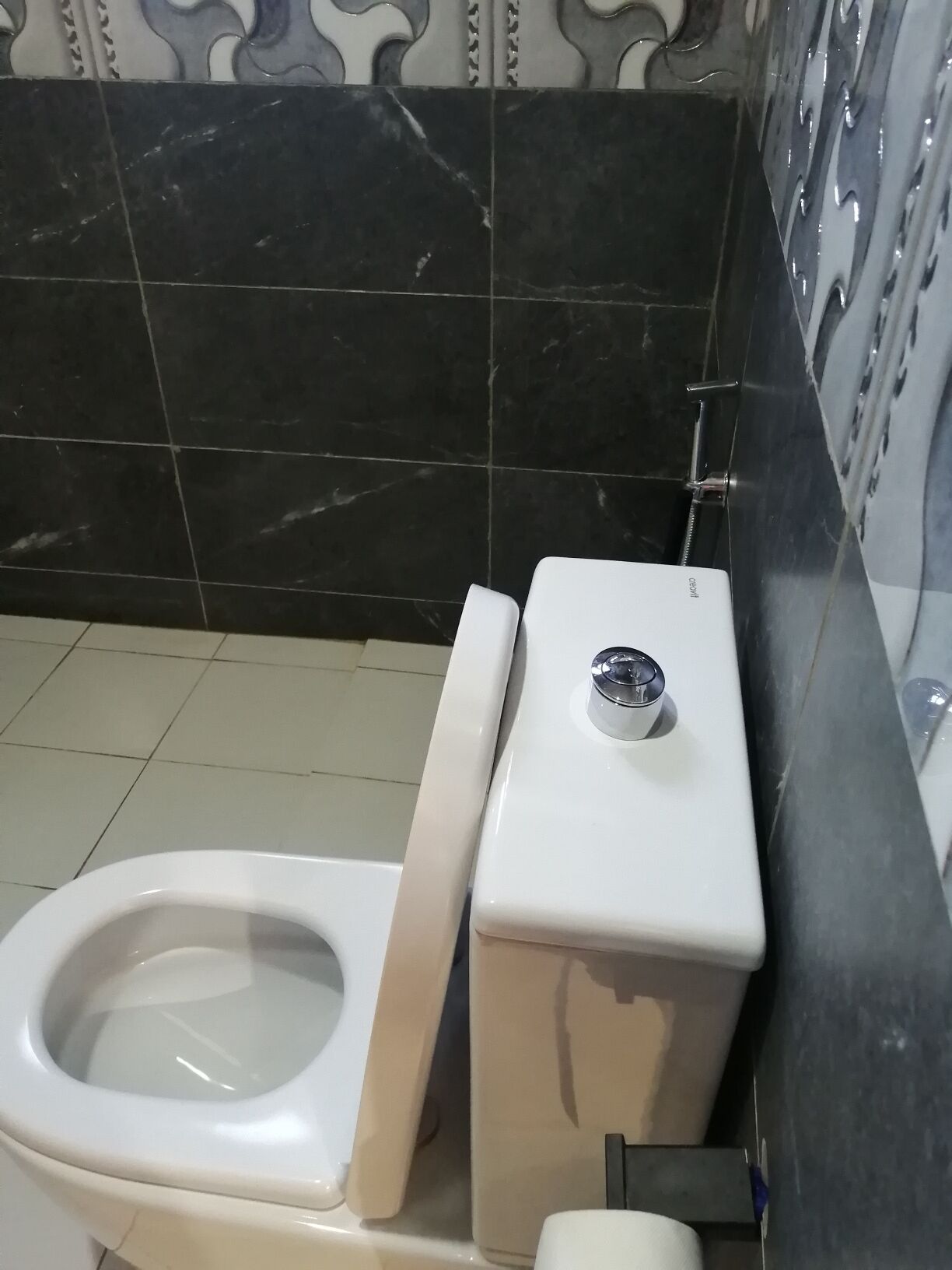 standard double room single use | bathroom | shower, rainfall showerhead, free toiletries, towels